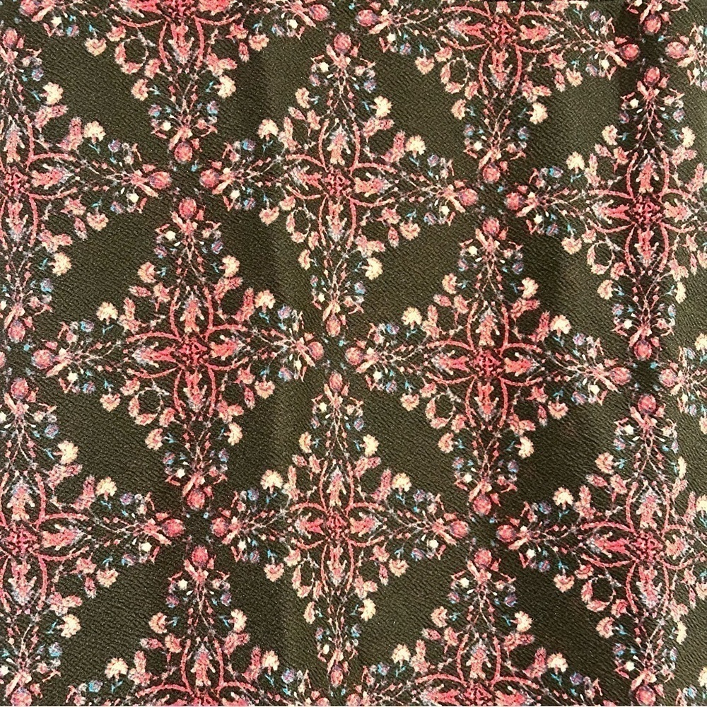LulaRoe Cassie Pencil Skirt Stretchy High Wide Waist Adjustable Sizes S-M 6-8 - Picture 9 of 15